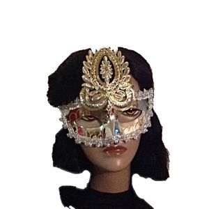 New Mardi Gras Masquerade Mask (Silver)